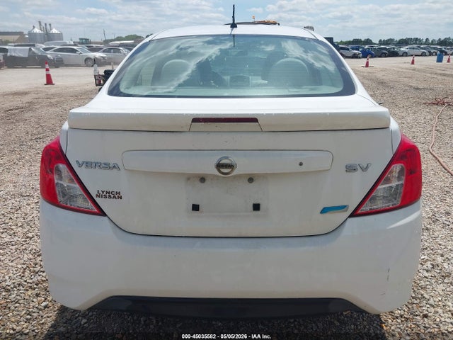 45035582 :رقم المزاد ، 3N1CN7AP2FL831971 vin ، 2015 Nissan Versa 1.6 Sv مزاد بيع