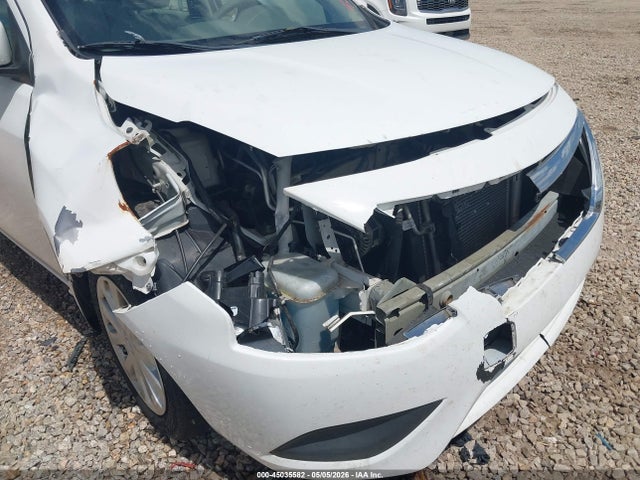 45035582 :رقم المزاد ، 3N1CN7AP2FL831971 vin ، 2015 Nissan Versa 1.6 Sv مزاد بيع