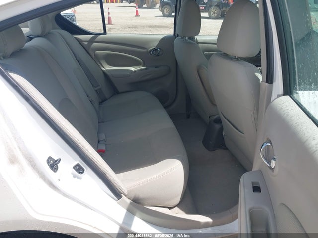 45035582 :رقم المزاد ، 3N1CN7AP2FL831971 vin ، 2015 Nissan Versa 1.6 Sv مزاد بيع