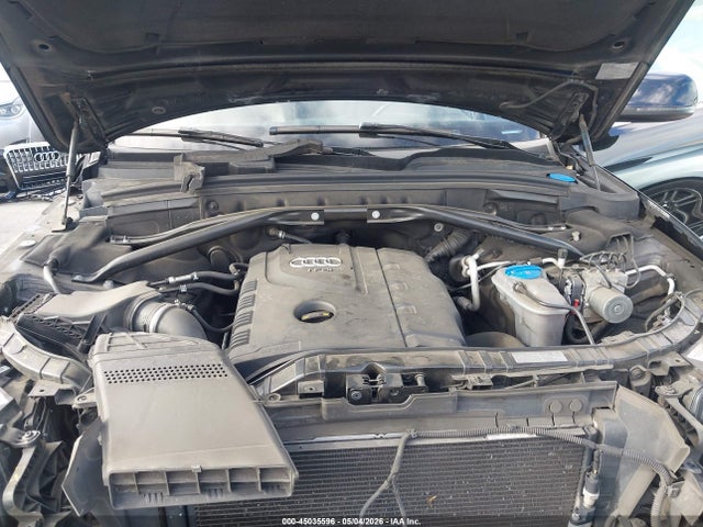 WA1LFAFP0EA051709 Audi Q5 2.0t Premium