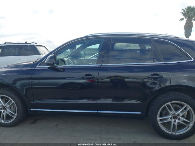WA1LFAFP0EA051709 Audi Q5 2.0t Premium