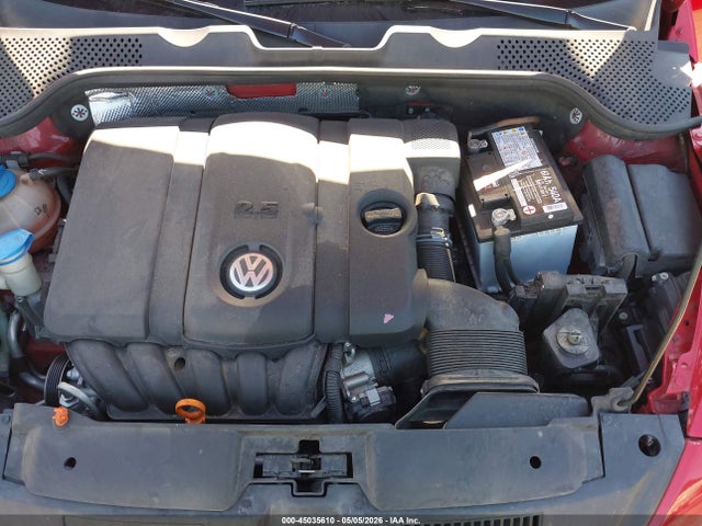 45035610 :رقم المزاد ، 3VW5P7AT8DM820393 vin ، 2013 Volkswagen Beetle 2.5l مزاد بيع