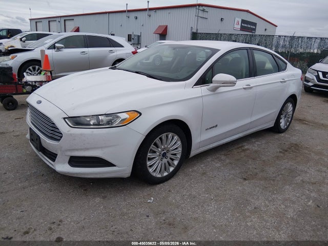 Ford Fusion Hybrid Se 2014 3FA6P0LU1ER359780 Image 2