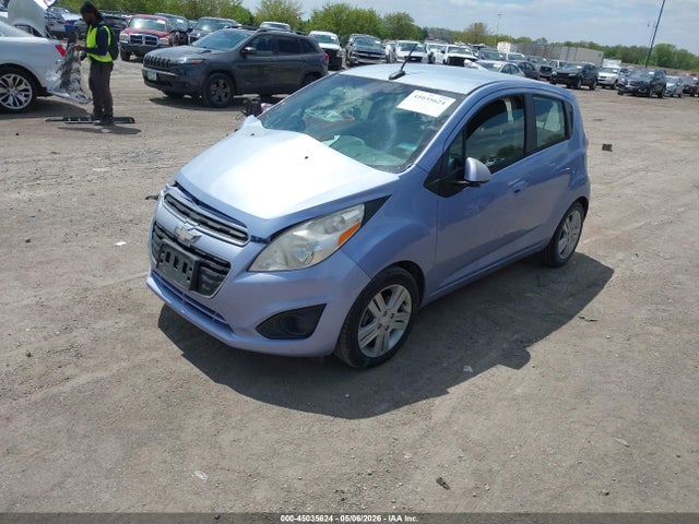 Chevrolet Spark Ls Auto 2014 KL8CB6S9XEC454681 Image 2