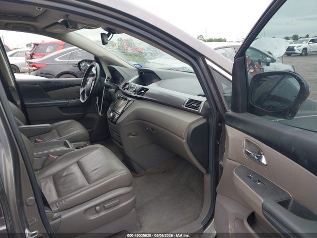 45035630 :رقم المزاد ، 5FNRL5H6XEB067010 vin ، 2014 Honda Odyssey Ex-l مزاد بيع