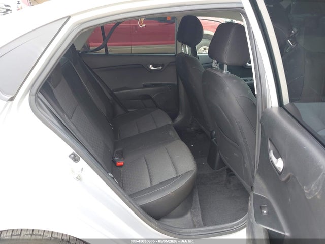 3KPA24AB7KE184949 KIA RIO LX