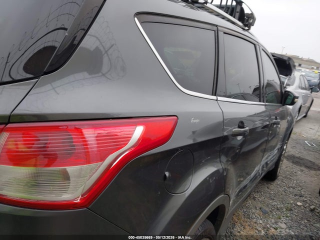 Ford Escape Titanium 2015 1FMCU0J96FUC10808 Image 4