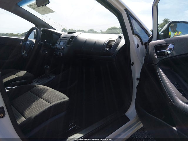 45035676 :رقم المزاد ، KNAFX4A66F5302398 vin ، 2015 Kia Forte Lx مزاد بيع