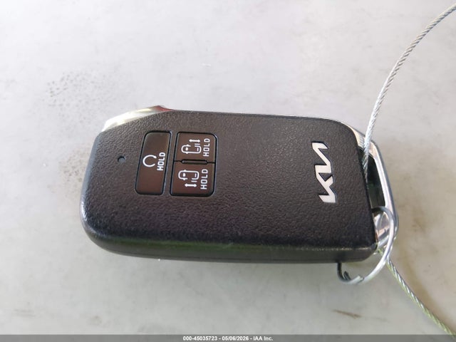 2023 Kia Carnival Mpv Lx Seat Package მანქანა იყიდება აუქციონზე, vin: KNDNB4H39P6211601, აუქციონის ნომერი: 45035723