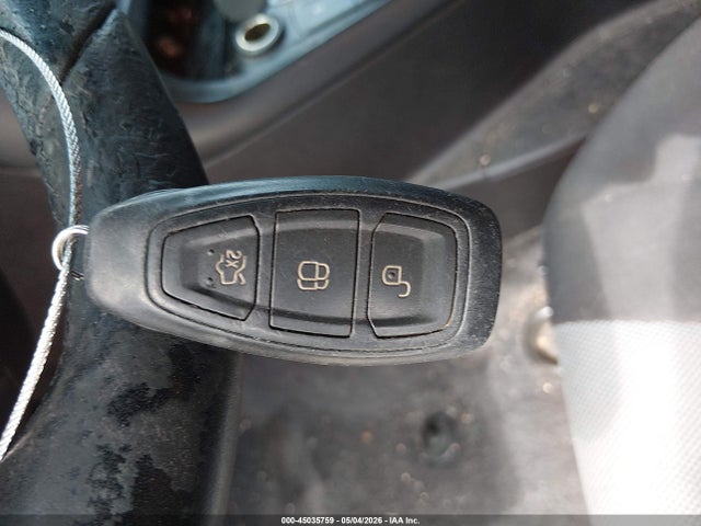 45035759 :رقم المزاد ، 1FADP3L93FL334111 vin ، 2015 Ford Focus St مزاد بيع