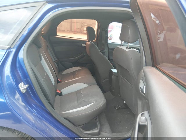 45035759 :رقم المزاد ، 1FADP3L93FL334111 vin ، 2015 Ford Focus St مزاد بيع