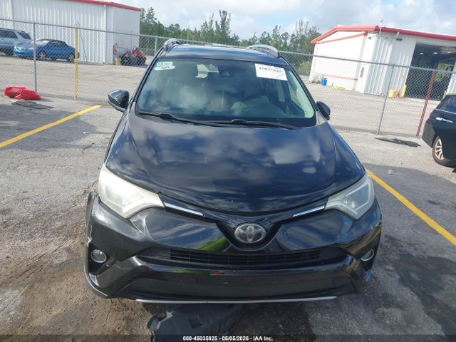 45035825 :رقم المزاد ، 2T3WFREV5JW458583 vin ، 2018 Toyota Rav4 Xle مزاد بيع