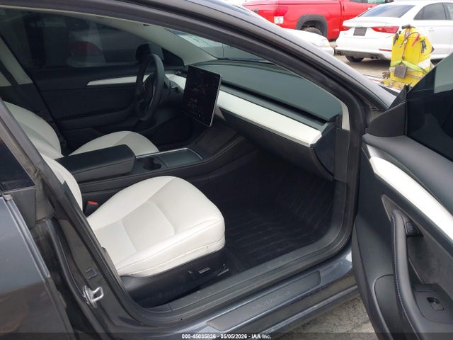2023 Tesla Model 3 Long Range Dual Motor All-wheel Drive მანქანა იყიდება აუქციონზე, vin: 5YJ3E1EB5PF709856, აუქციონის ნომერი: 45035836
