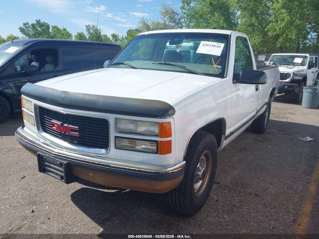 2000 Gmc Sierra 2500 Classic Sl მანქანა იყიდება აუქციონზე, vin: 1GTGC24R5YR103321, აუქციონის ნომერი: 45035840