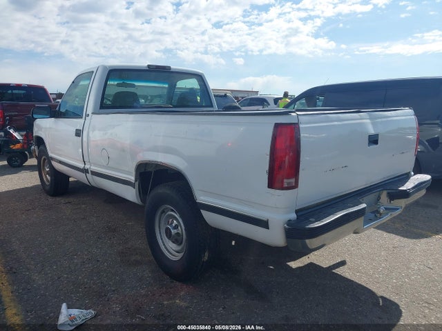 2000 Gmc Sierra 2500 Classic Sl მანქანა იყიდება აუქციონზე, vin: 1GTGC24R5YR103321, აუქციონის ნომერი: 45035840