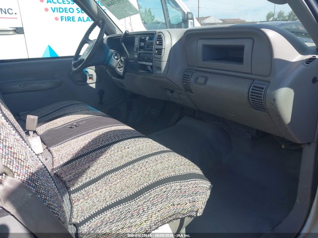 2000 Gmc Sierra 2500 Classic Sl მანქანა იყიდება აუქციონზე, vin: 1GTGC24R5YR103321, აუქციონის ნომერი: 45035840