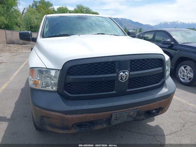 45035848 :رقم المزاد ، 1C6RR7KG4JS286545 vin ، 2018 Ram 1500 Tradesman  4x4 5'7 Box مزاد بيع