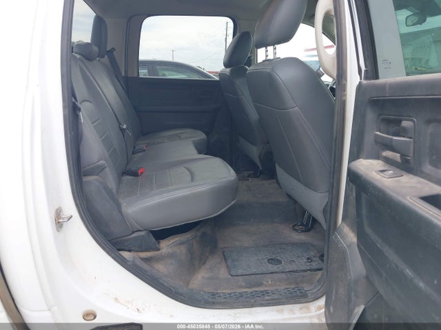 45035848 :رقم المزاد ، 1C6RR7KG4JS286545 vin ، 2018 Ram 1500 Tradesman  4x4 5'7 Box مزاد بيع