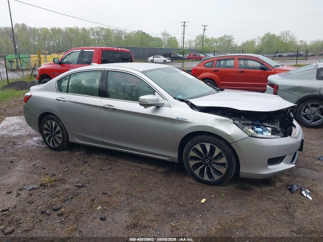 Продажа на аукционе авто 2015 Honda Accord Hybrid, vin: 1HGCR6F3XFA000373, номер лота: 45035902