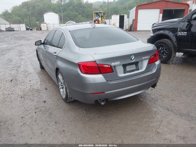 2011 Bmw 550i Xdrive მანქანა იყიდება აუქციონზე, vin: WBAFU9C57BC783830, აუქციონის ნომერი: 45035906