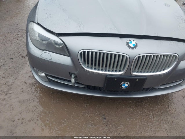 2011 Bmw 550i Xdrive მანქანა იყიდება აუქციონზე, vin: WBAFU9C57BC783830, აუქციონის ნომერი: 45035906