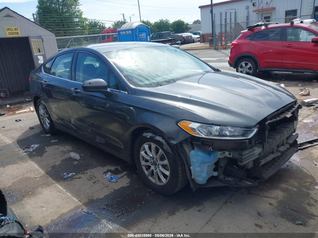 Продажа на аукционе авто 2016 Ford Fusion S, vin: 1FA6P0G72G5135279, номер лота: 45035960
