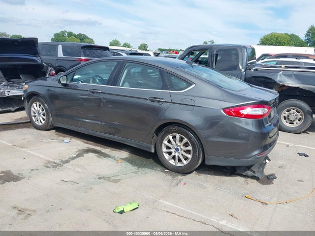 Продажа на аукционе авто 2016 Ford Fusion S, vin: 1FA6P0G72G5135279, номер лота: 45035960