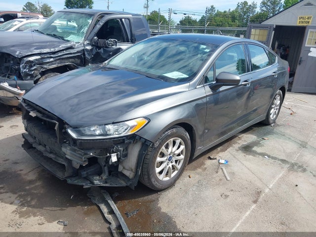 Продажа на аукционе авто 2016 Ford Fusion S, vin: 1FA6P0G72G5135279, номер лота: 45035960