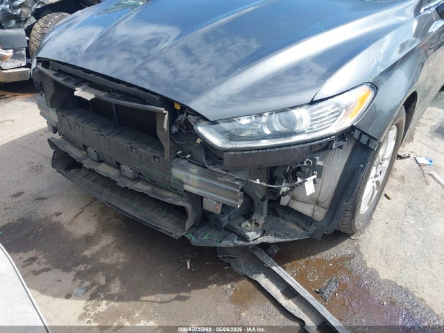 Продажа на аукционе авто 2016 Ford Fusion S, vin: 1FA6P0G72G5135279, номер лота: 45035960