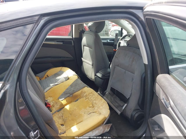 Продажа на аукционе авто 2016 Ford Fusion S, vin: 1FA6P0G72G5135279, номер лота: 45035960