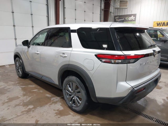 5N1DR3AC2RC252311 Nissan Pathfinder S 4wd