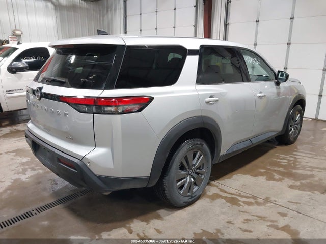 5N1DR3AC2RC252311 Nissan Pathfinder S 4wd