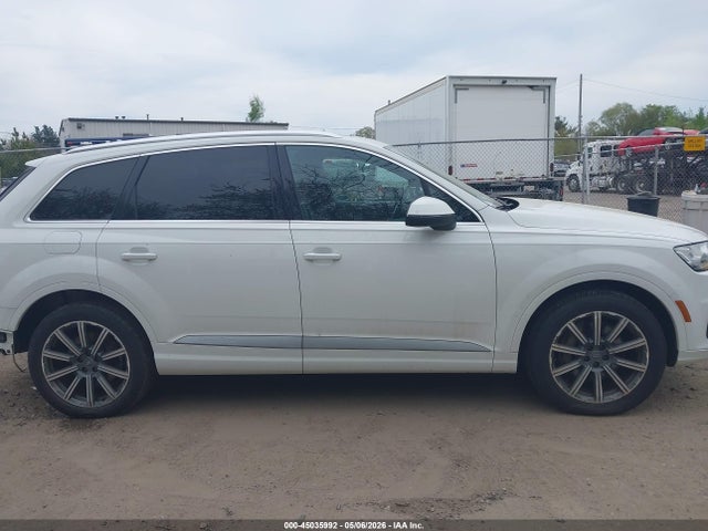 Продажа на аукционе авто 2018 Audi Q7 3.0t Premium, vin: WA1LAAF71JD029063, номер лота: 45035992