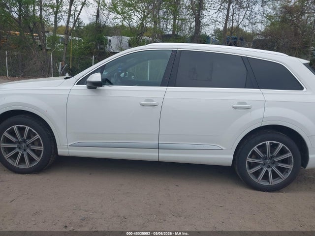 Продажа на аукционе авто 2018 Audi Q7 3.0t Premium, vin: WA1LAAF71JD029063, номер лота: 45035992
