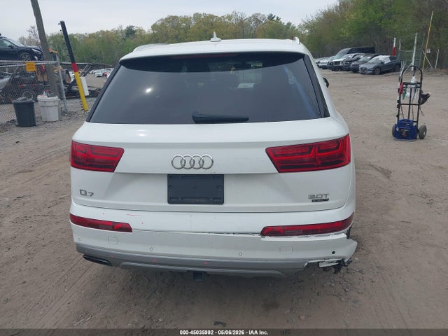 Продажа на аукционе авто 2018 Audi Q7 3.0t Premium, vin: WA1LAAF71JD029063, номер лота: 45035992