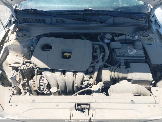 3KPF24AD6ME300281 KIA Forte Lxs
