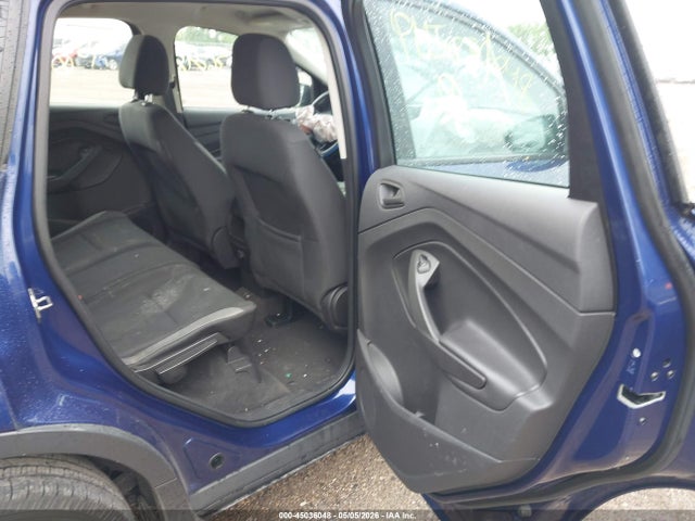 45036048 :رقم المزاد ، 1FMCU0F70GUA50417 vin ، 2016 Ford Escape S مزاد بيع
