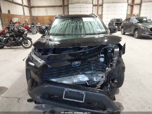 45036070 :رقم المزاد ، 4T3RWRFV4NU066163 vin ، 2022 Toyota Rav4 Hybrid Xle مزاد بيع