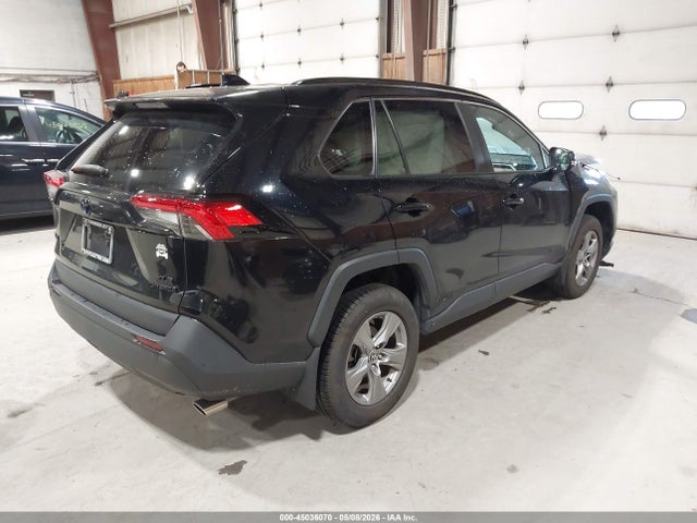 45036070 :رقم المزاد ، 4T3RWRFV4NU066163 vin ، 2022 Toyota Rav4 Hybrid Xle مزاد بيع