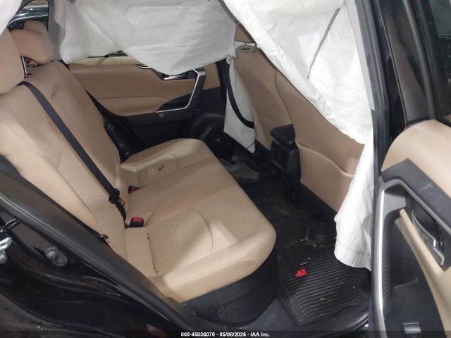 45036070 :رقم المزاد ، 4T3RWRFV4NU066163 vin ، 2022 Toyota Rav4 Hybrid Xle مزاد بيع
