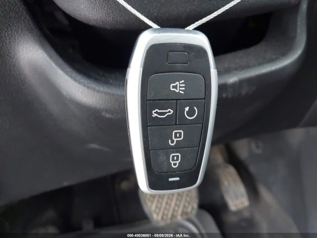 45036081 :رقم المزاد ، JN8AF5MR0HT702133 vin ، 2017 Nissan Juke S مزاد بيع