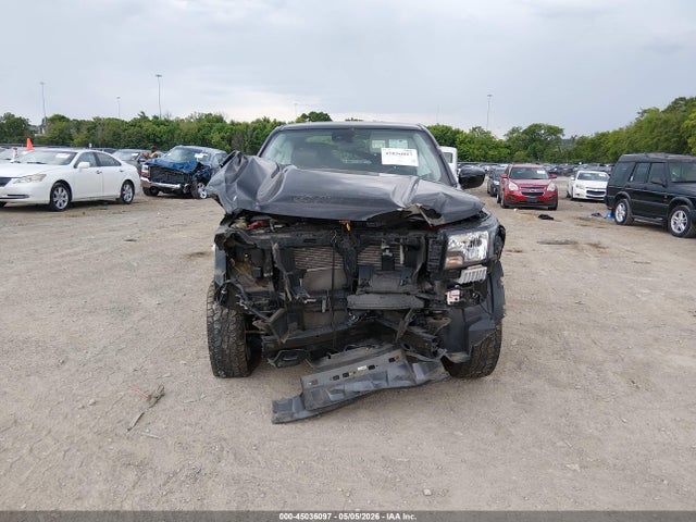 45036097 :رقم المزاد ، 1N6ED1EK8NN677816 vin ، 2022 Nissan Frontier Sv 4x4 مزاد بيع