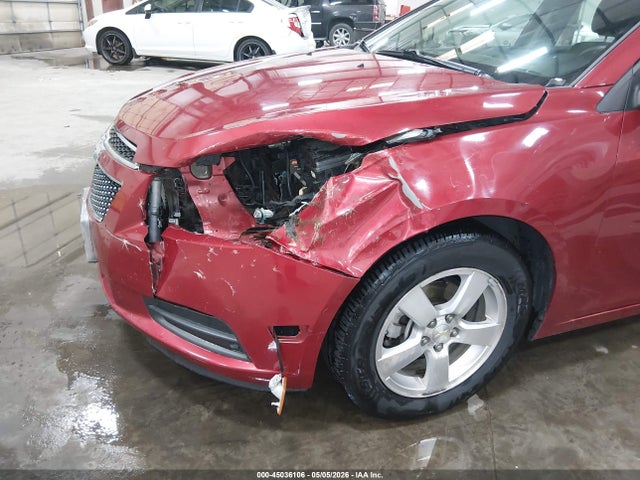 1G1PC5SB2E7235122 Chevrolet Cruze 1lt Auto