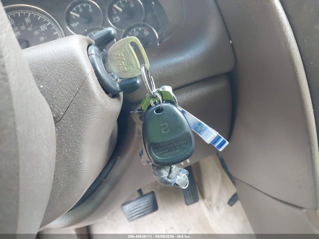 45036111 :رقم المزاد ، 5GADT13S352314251 vin ، 2005 Buick Rainier Cxl مزاد بيع