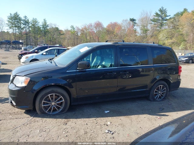 Продажа на аукционе авто 2017 Dodge Grand Caravan Sxt, vin: 2C4RDGCG2HR853157, номер лота: 45036121