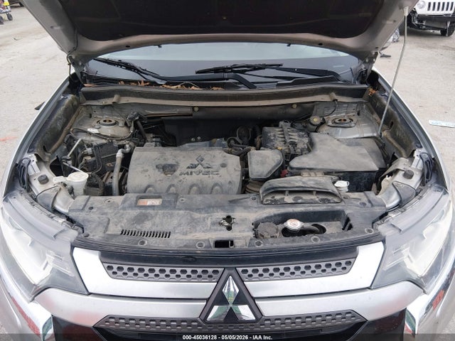 Mitsubishi Outlander Sel 2019 JA4AD3A3XKZ024950 Image 10