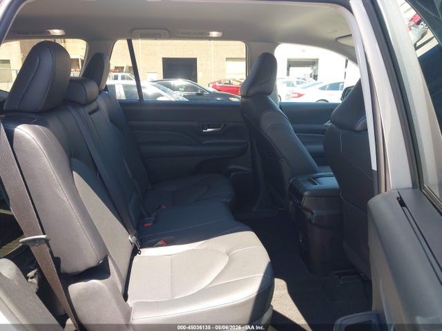 45036135 :رقم المزاد ، 5TDACAB57TS093840 vin ، 2026 Toyota Grand Highlander Hybrid Xle مزاد بيع