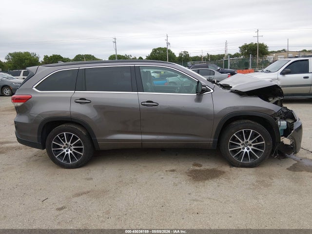 Toyota Highlander Se 2017 5TDKZRFH9HS514731 Image 14