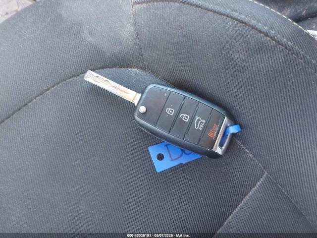Продажа на аукционе авто 2016 Kia Soul +, vin: KNDJP3A51G7370757, номер лота: 45036191