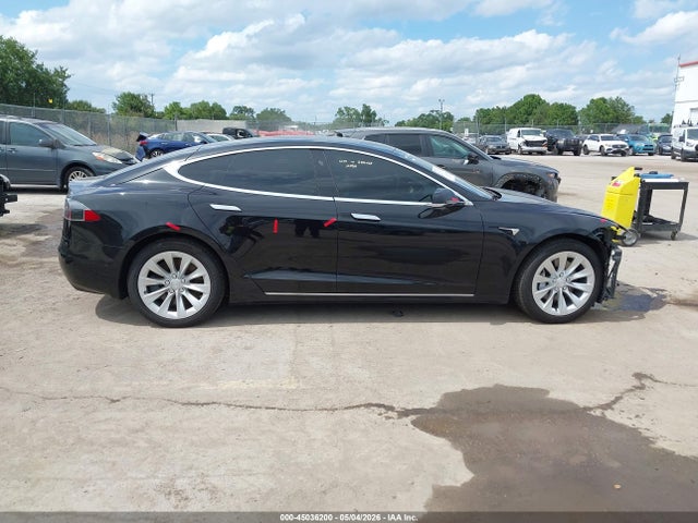 Aukcja sprzedaży 2018 Tesla Model S 100d/75d/p100d, vin: 5YJSA1E22JF260893, numer aukcji: 45036200